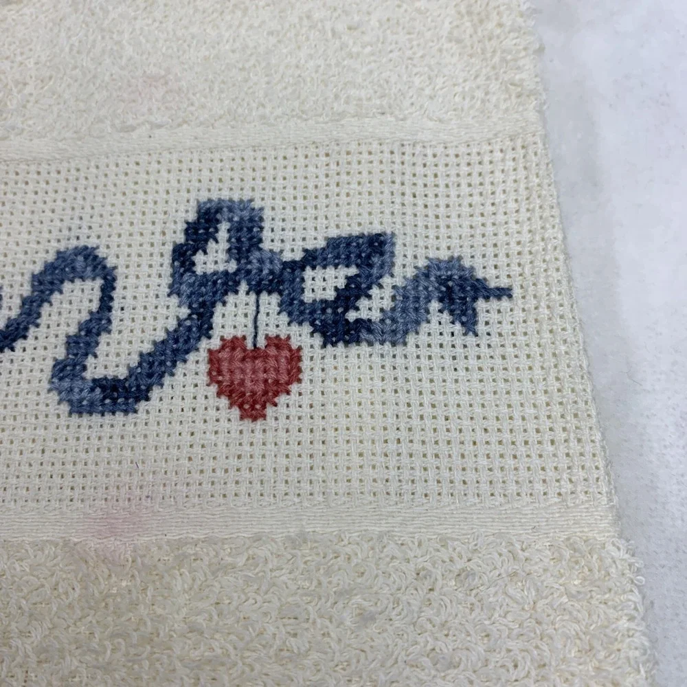 Vintage Completed Cross‎ Stitch Guest Finger Tip Towel Cream Country Bow Heart